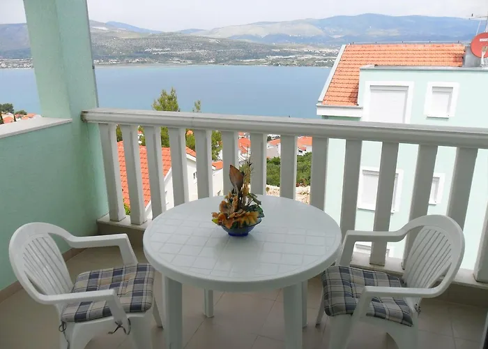Apartments Villa Bayview
